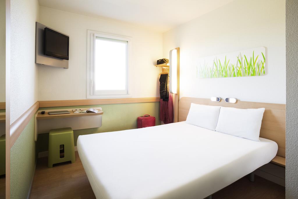 ibis budget Orly Chevilly Tram 7