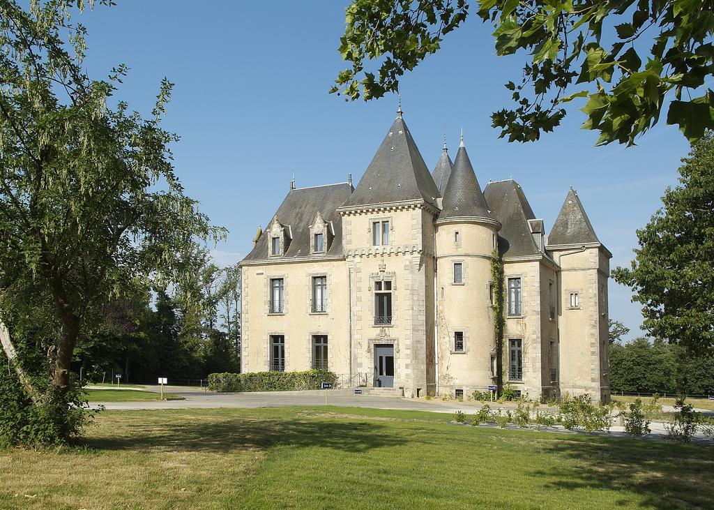 Domaine De Brandois Châteaux and Hôtels Collection