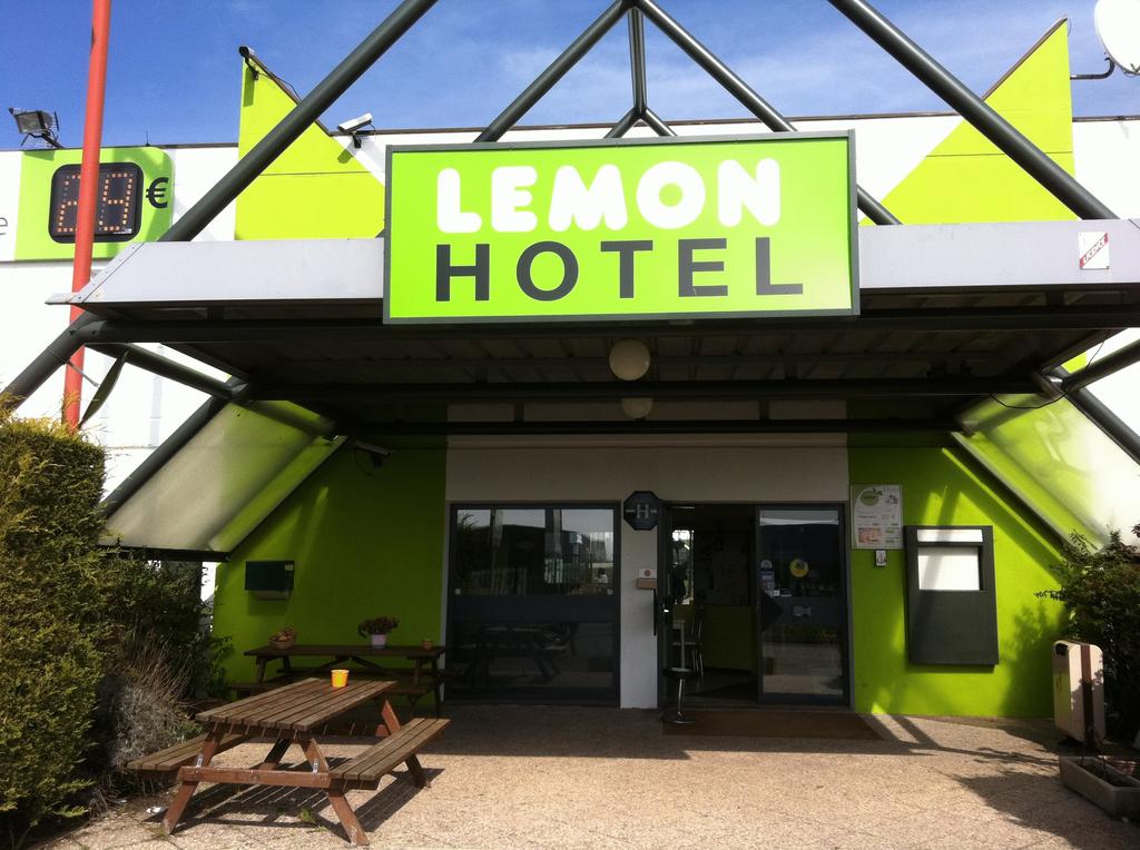 Lemon Hotel Dreux Chartres