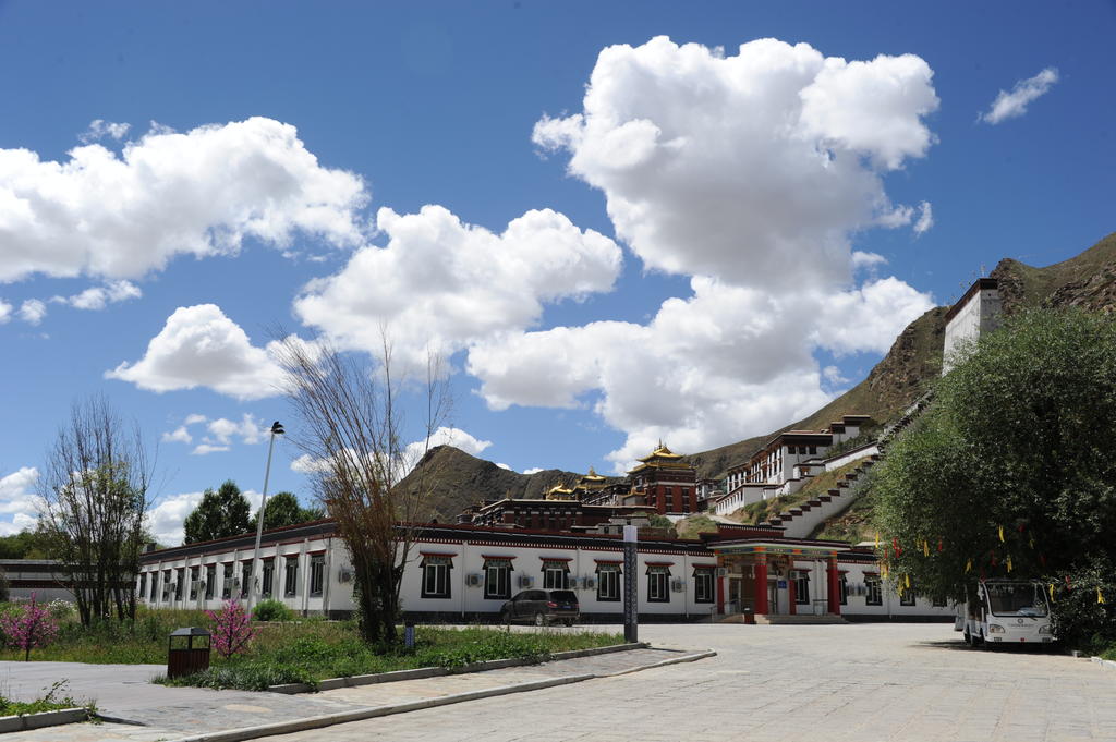 Wanrun Intl Resort Hotel in Tibet