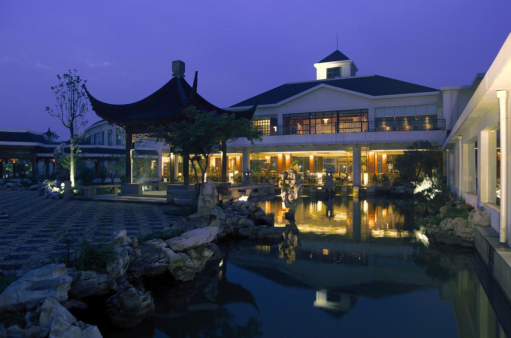 Jinling Resort