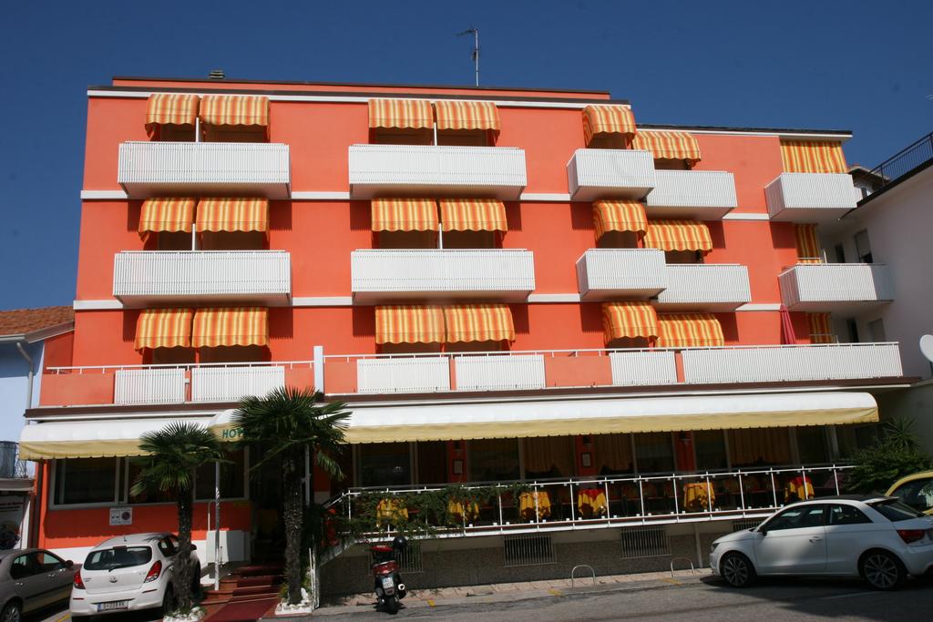 Hotel Paron