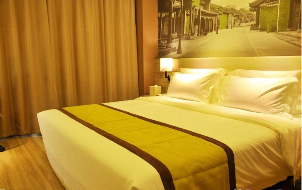 Taiyuan Economic Development Area Atour Hotel