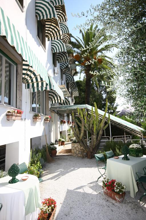 Hotel Eveline Portosole