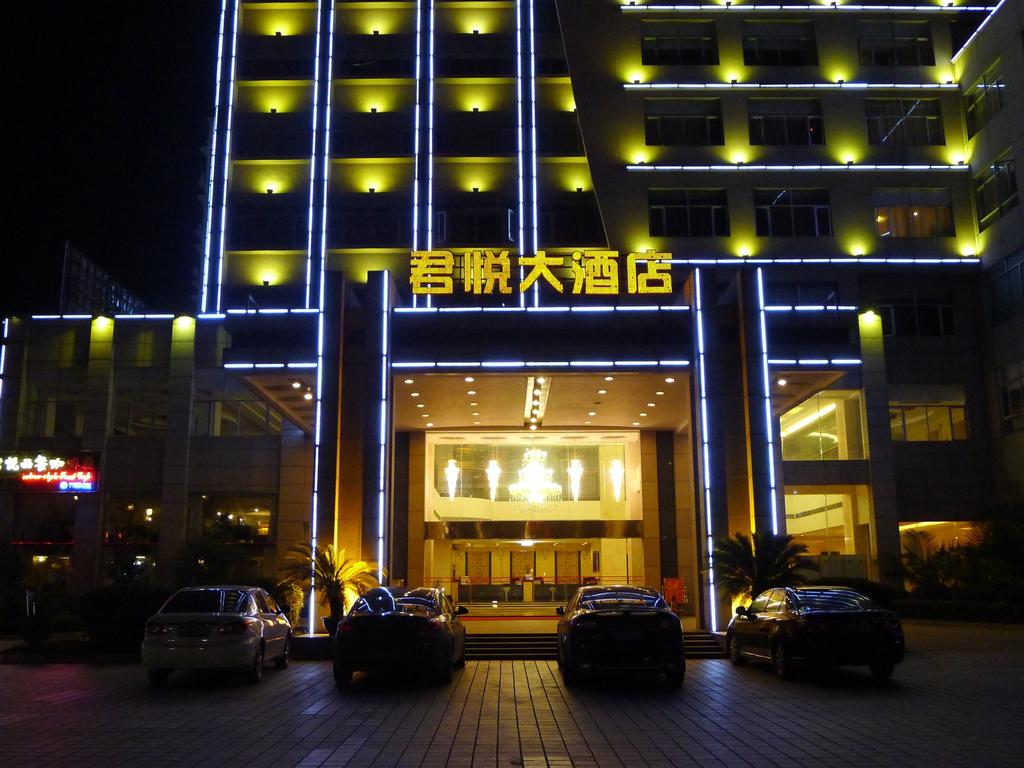 Junyue Hotel