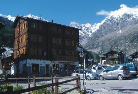 Albergo Ristorante Bar Dufour