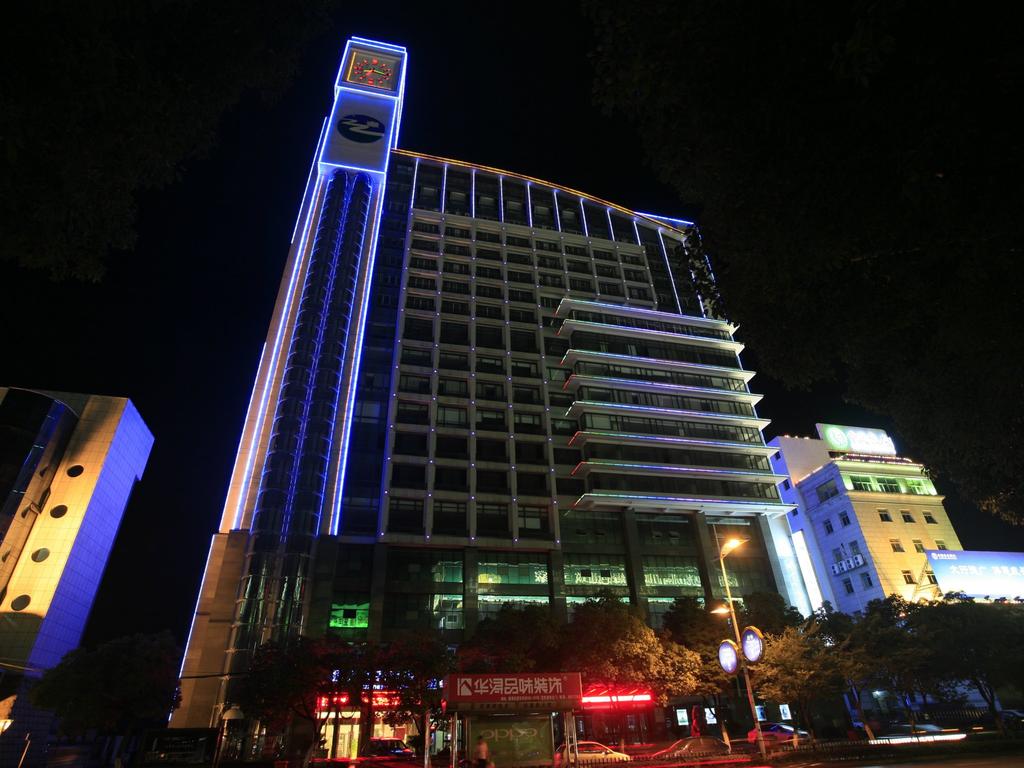 Xinfu Hotel