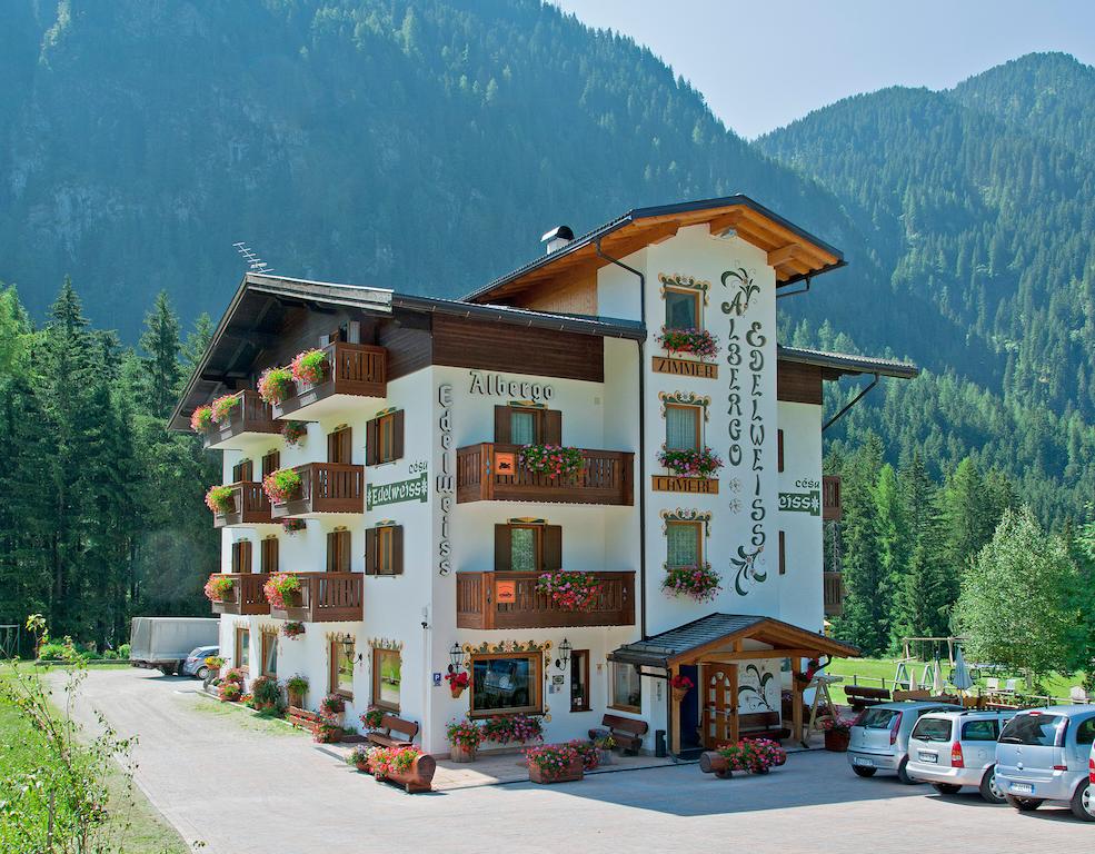 Hotel Cesa Edelweiss