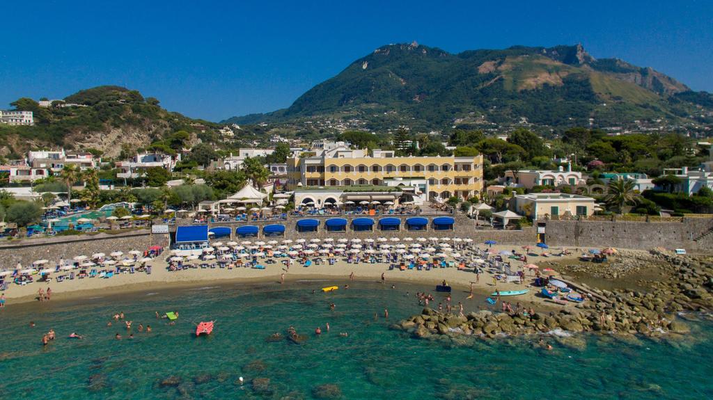 Hotel Tritone Resort and Spa