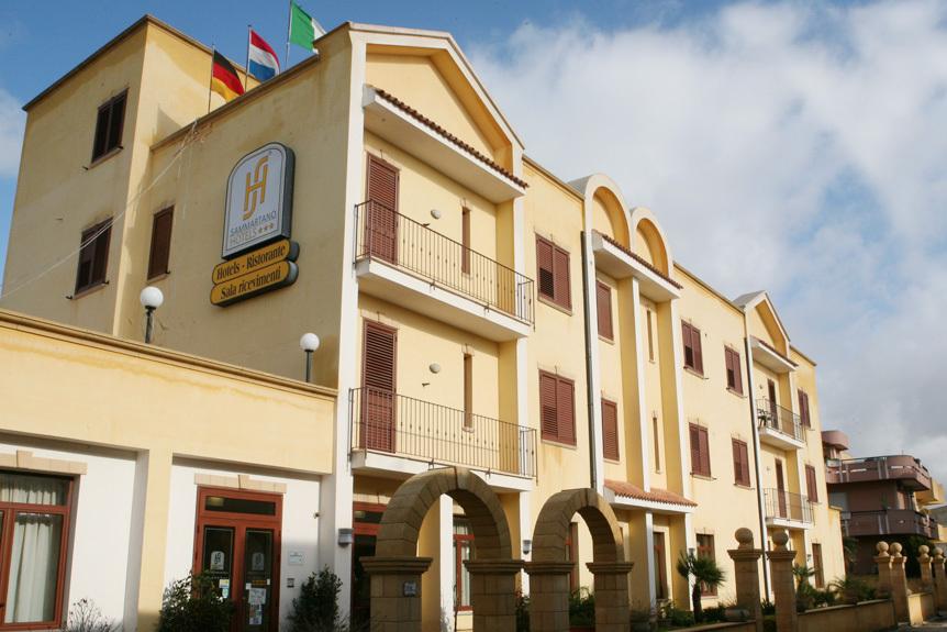 Sammartano Hotels