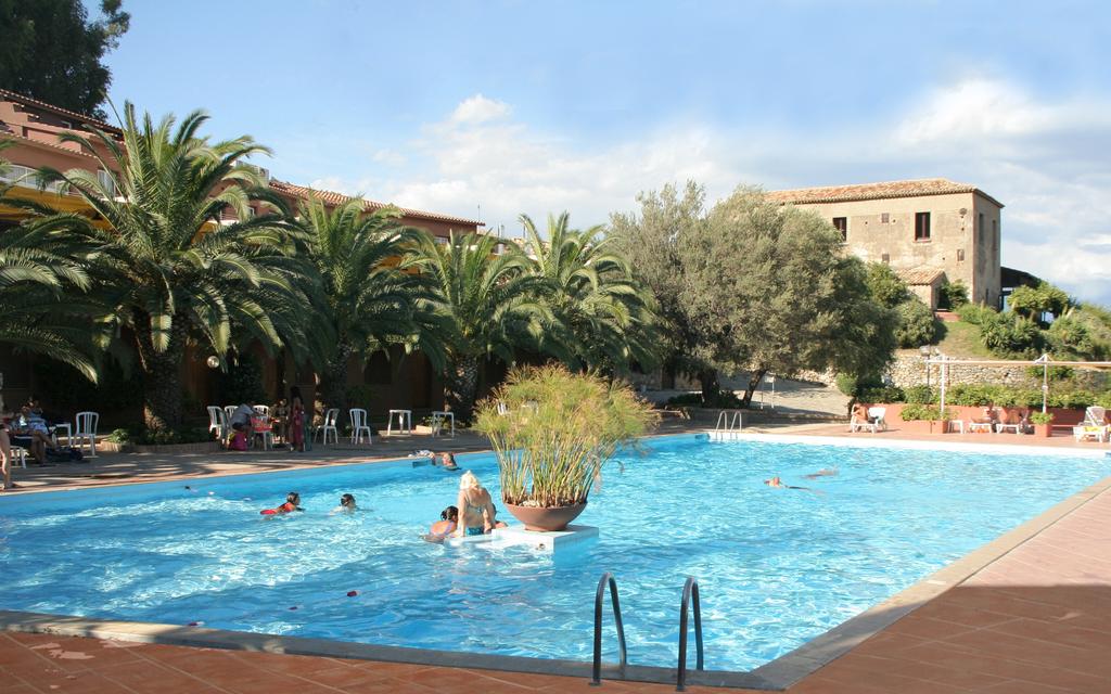 Hotel Villaggio Calaghena