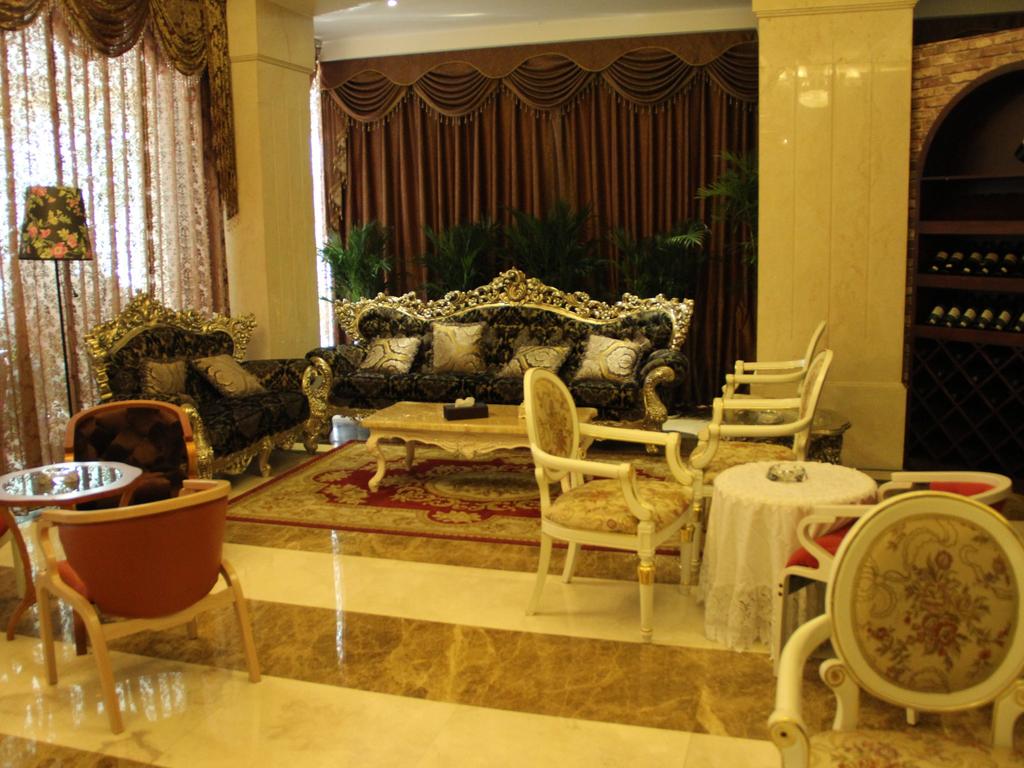 Anqing Intl Hotel