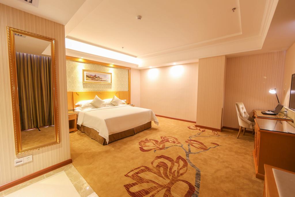 Changlong Vienna Hotel