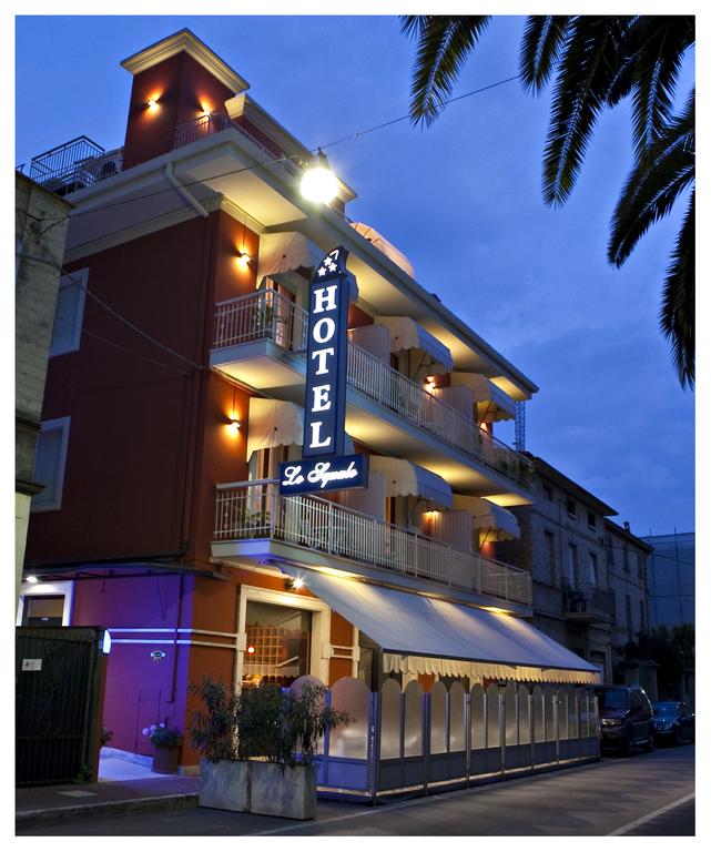 Hotel lo Squalo