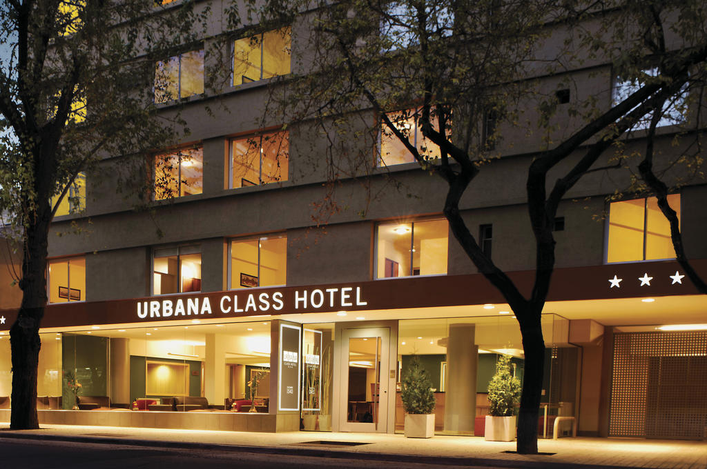 Urbana Class Hotel