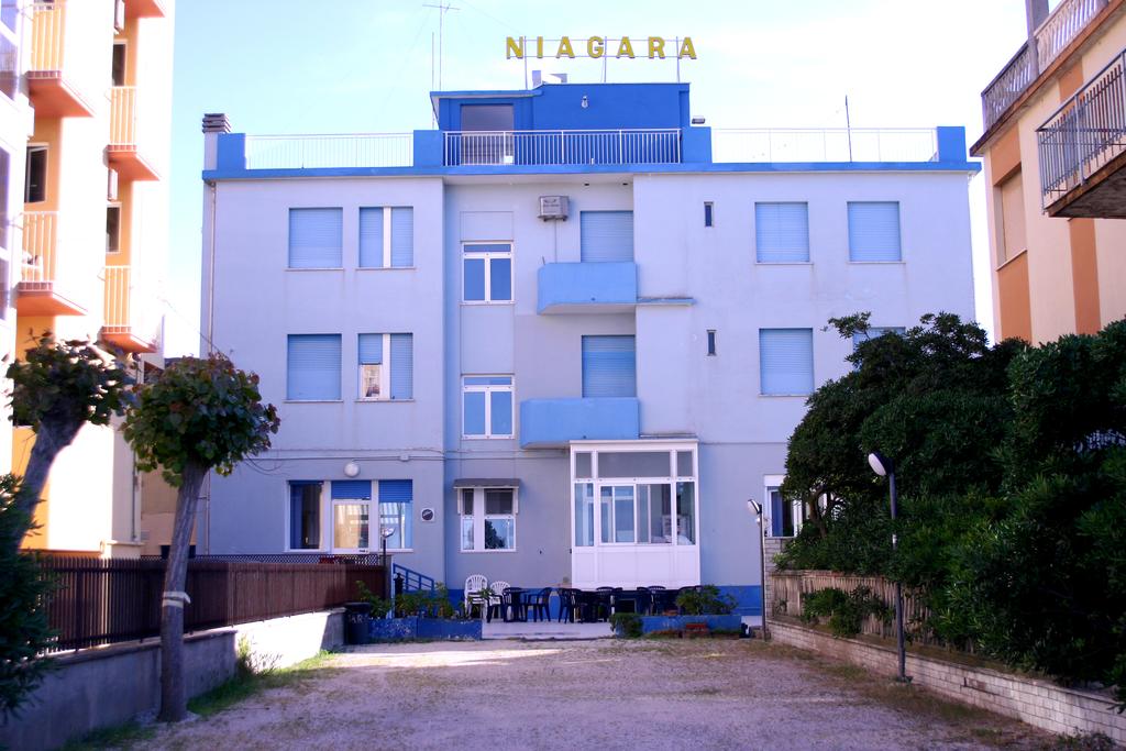 Hotel Niagara