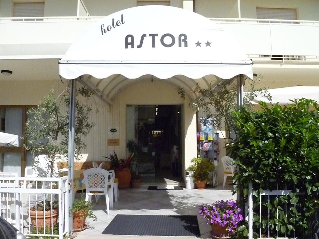 Hotel Astor