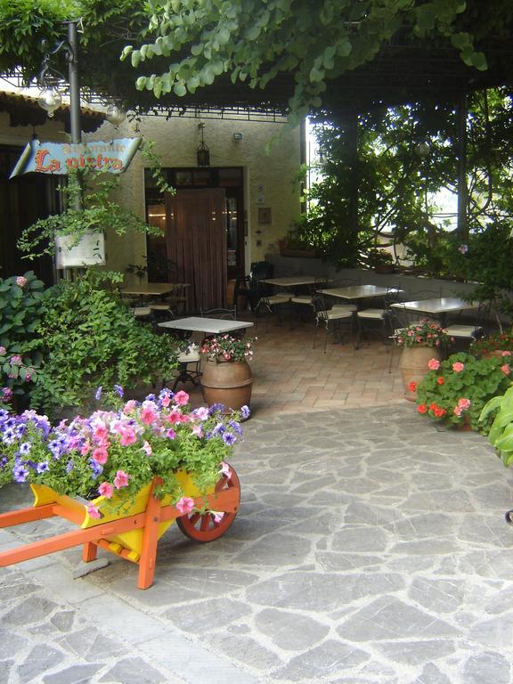 Albergo Ristorante La Pietra