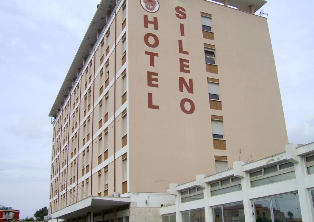 Hotel Sileno