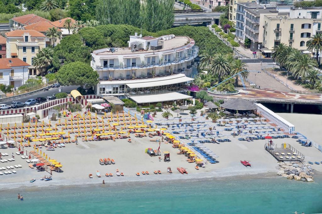 Hotel Tirreno