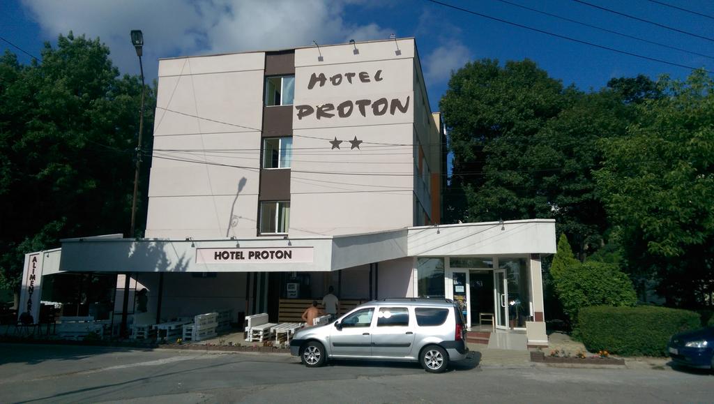 Hotel Proton