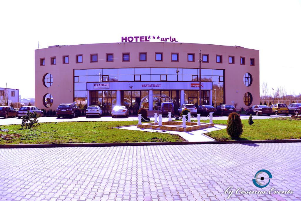 Arta Hotel