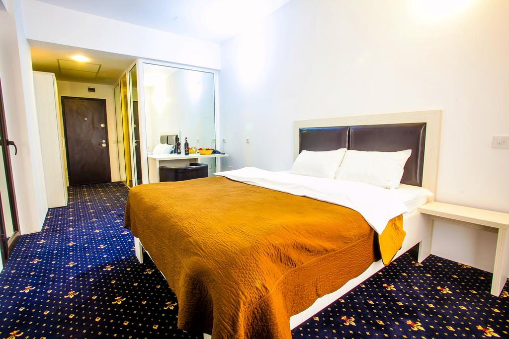 Hotel Charter Otopeni