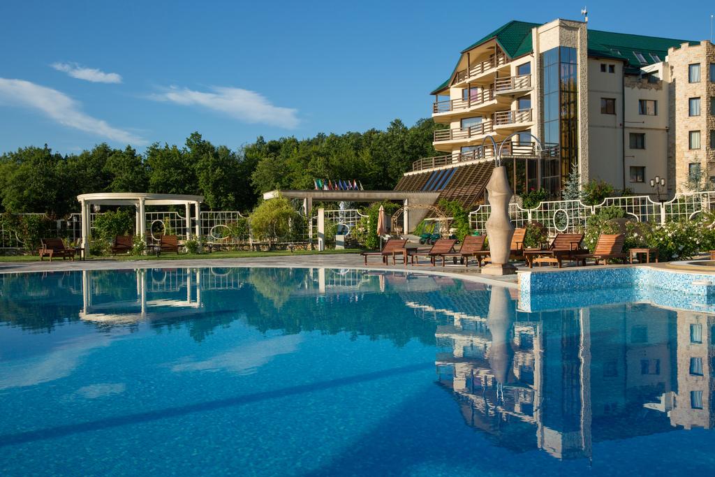 Sungarden Golf and Spa Resort