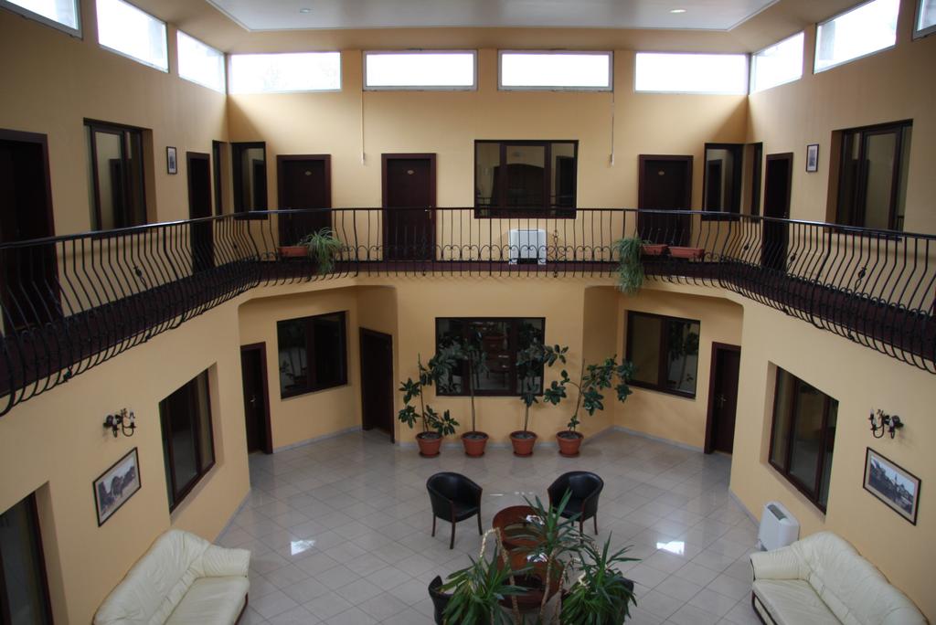 Hotel Atrium