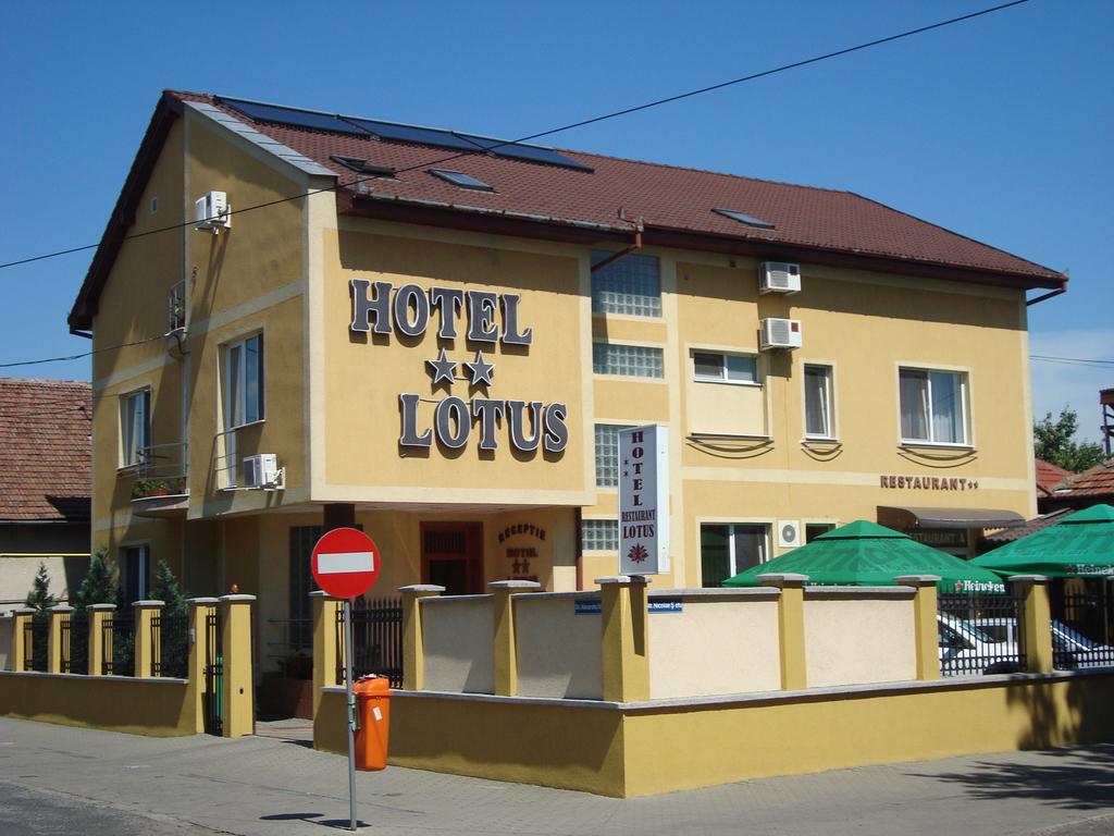 Hotel Lotus