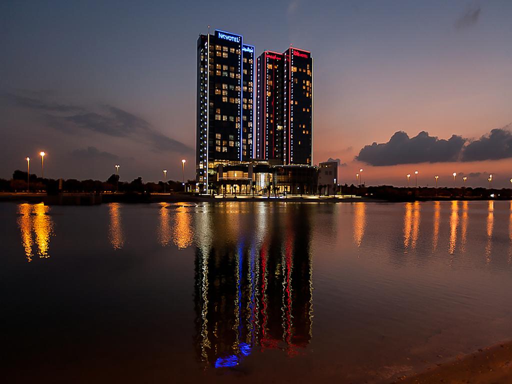 ibis abu dhabi gate