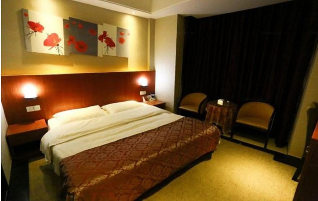 Mianyang Mingquan Holiday Hotel