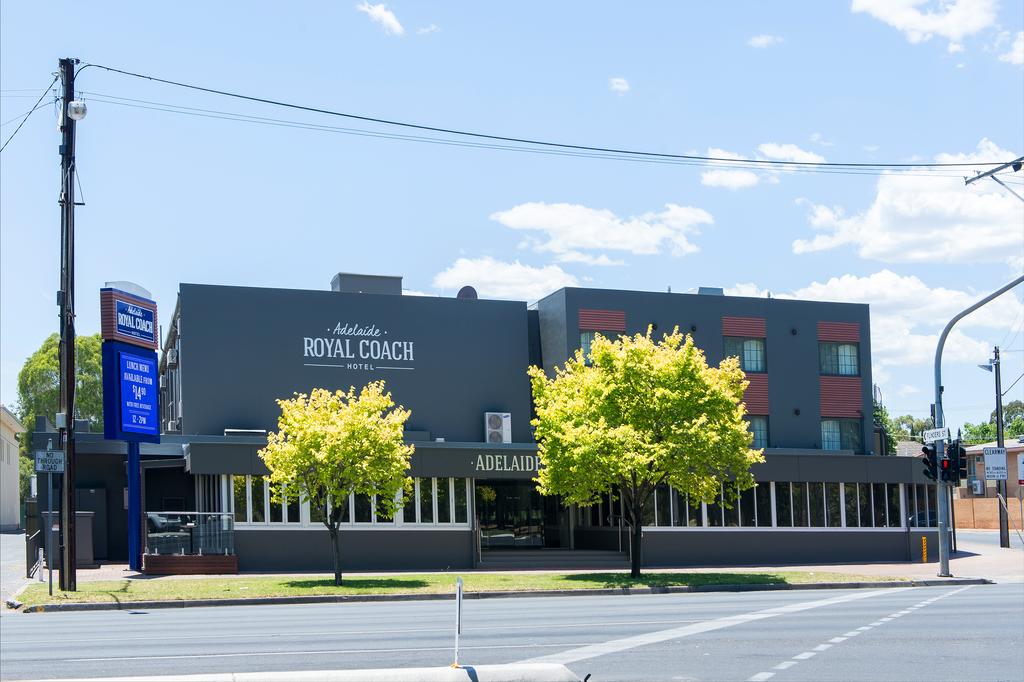 Adelaide Royal Coach Hotel