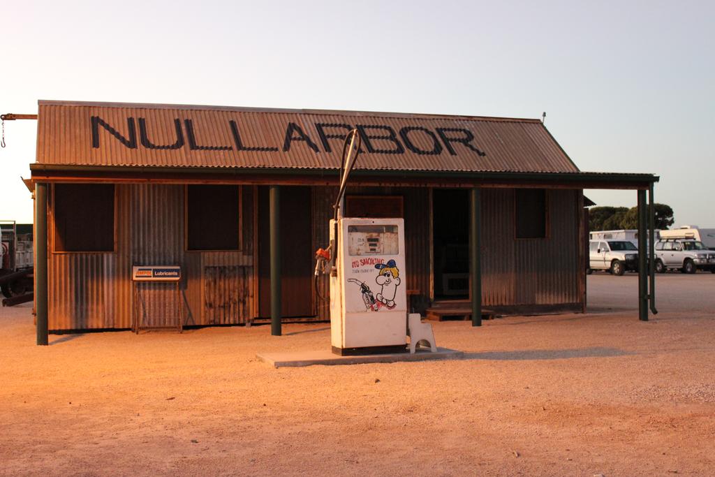 Nullarbor Roadhouse