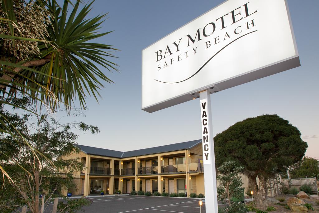 Bay Motel Safety Beach