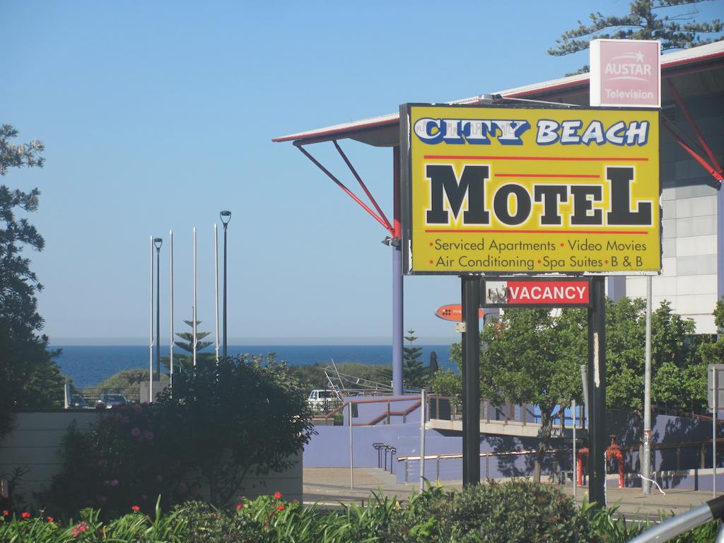 City Beach Motel