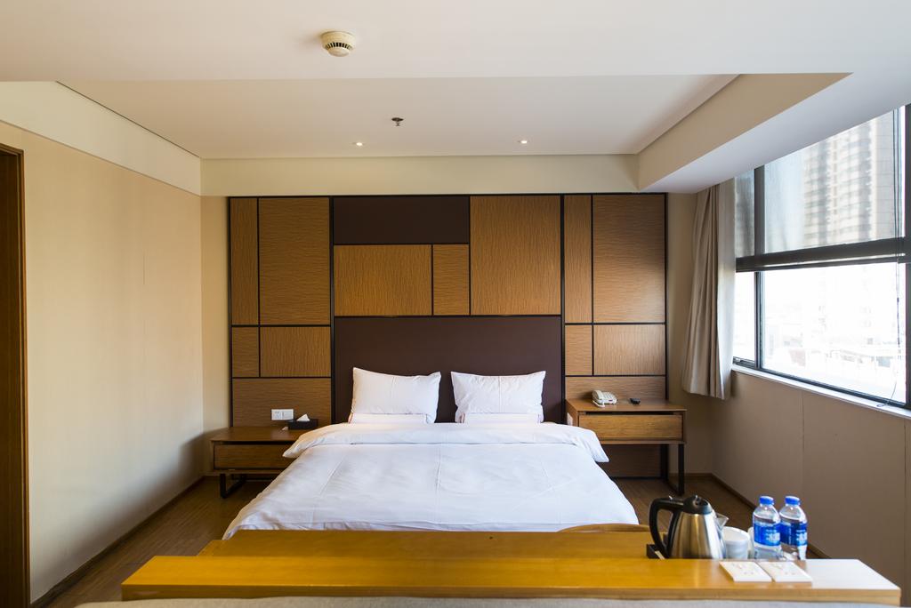 JI Hotel Shanghai Jindu Road