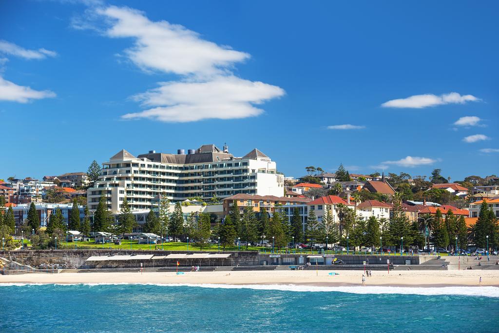 Crowne Plaza Coogee Beach