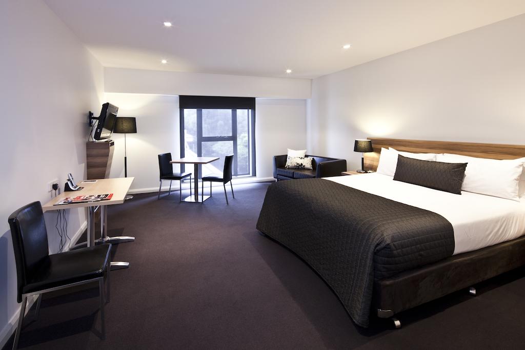 BEST WESTERN PLUS Ballarat Suites