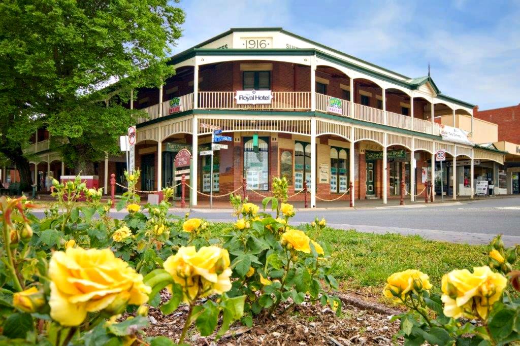 Daylesford Royal Hotel