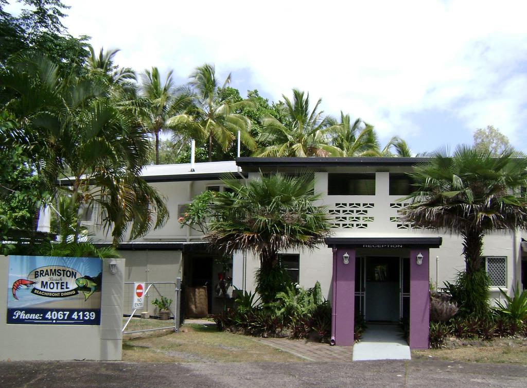 Bramston Beach Motel