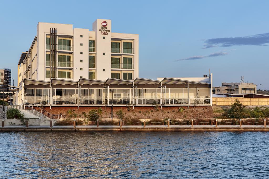 BEST WESTERN PLUS Lake Kawana Hotel