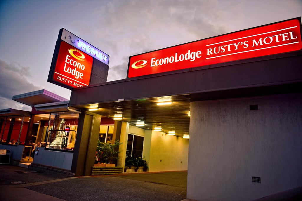 Econo Lodge Rustys