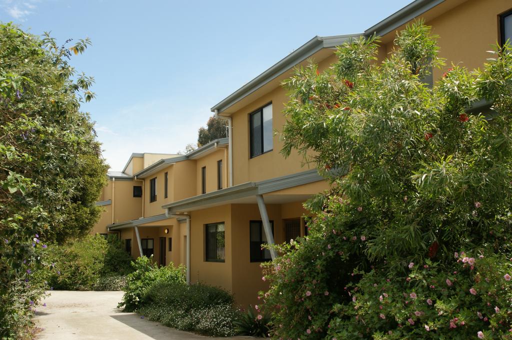 Central Cowes Family Townhouses