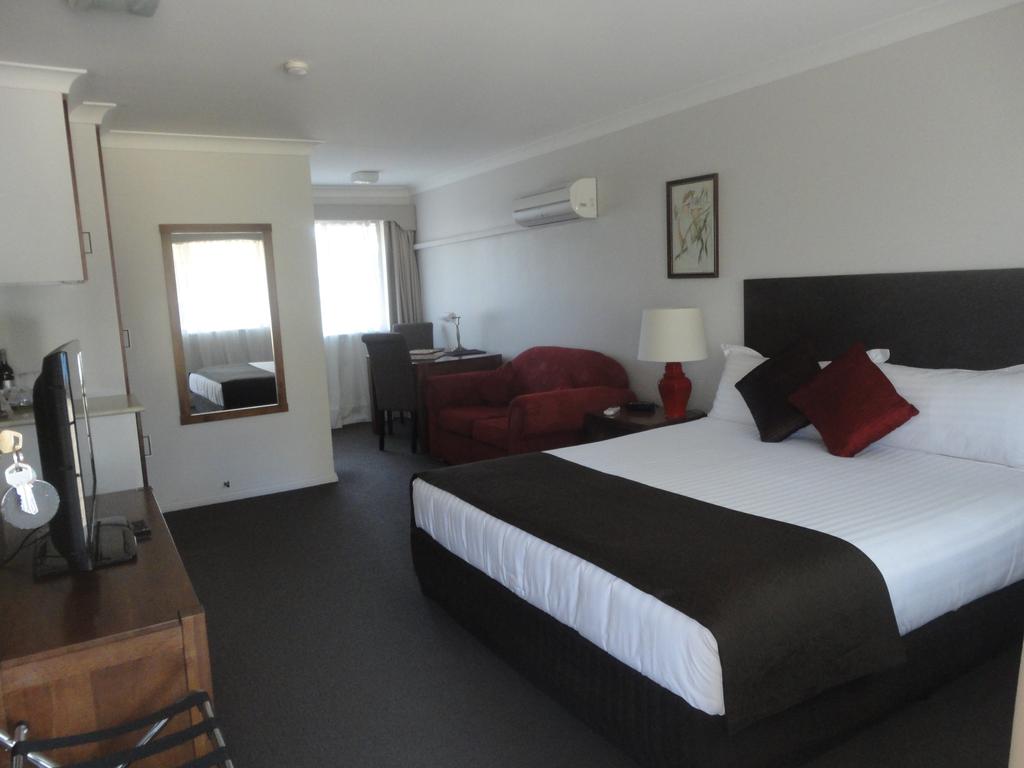 McNevins Tamworth Motel