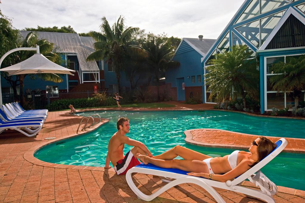 Broadwater Beach Resort