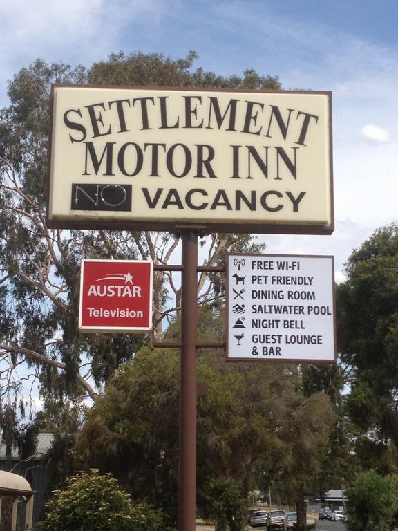 Settlement Motor Inn  Deniliquin