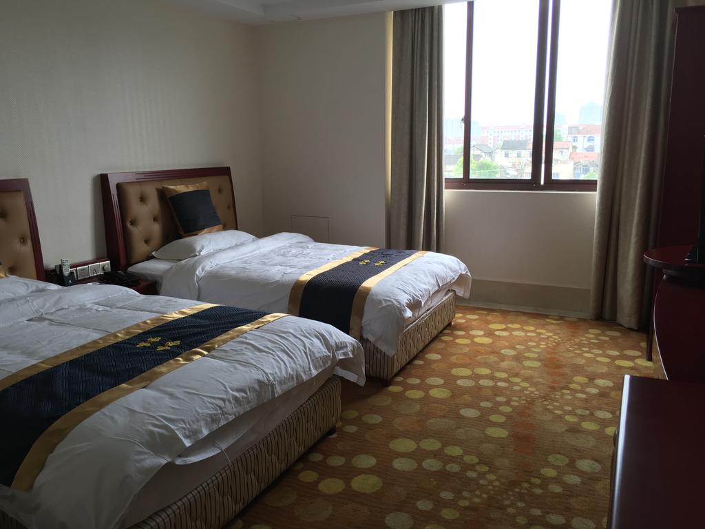 Dongjue Fengda Boutique Hotel