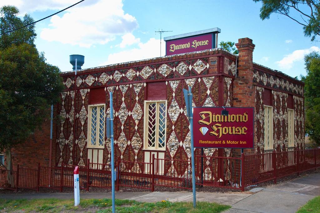 Diamond House Heritage Restaurant and Motor Inn