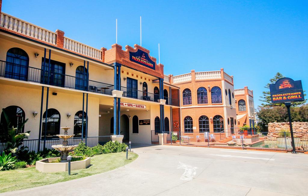 Albury Paddlesteamer Motel